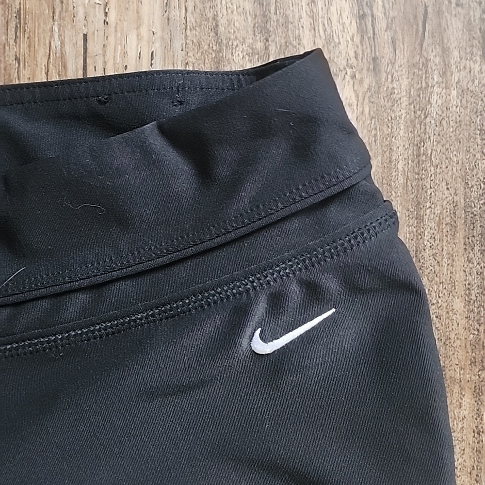 Nike Wide Leg Cropped Pants Size Large 12/14 - Picture 3 of 5
